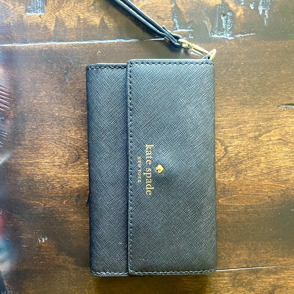 Kate Spade wristlet with phone holder